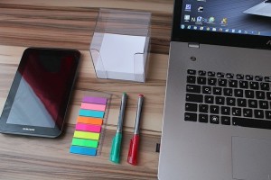 NeuFutur.com article Simple Ways to Save Money in Your Home Office
