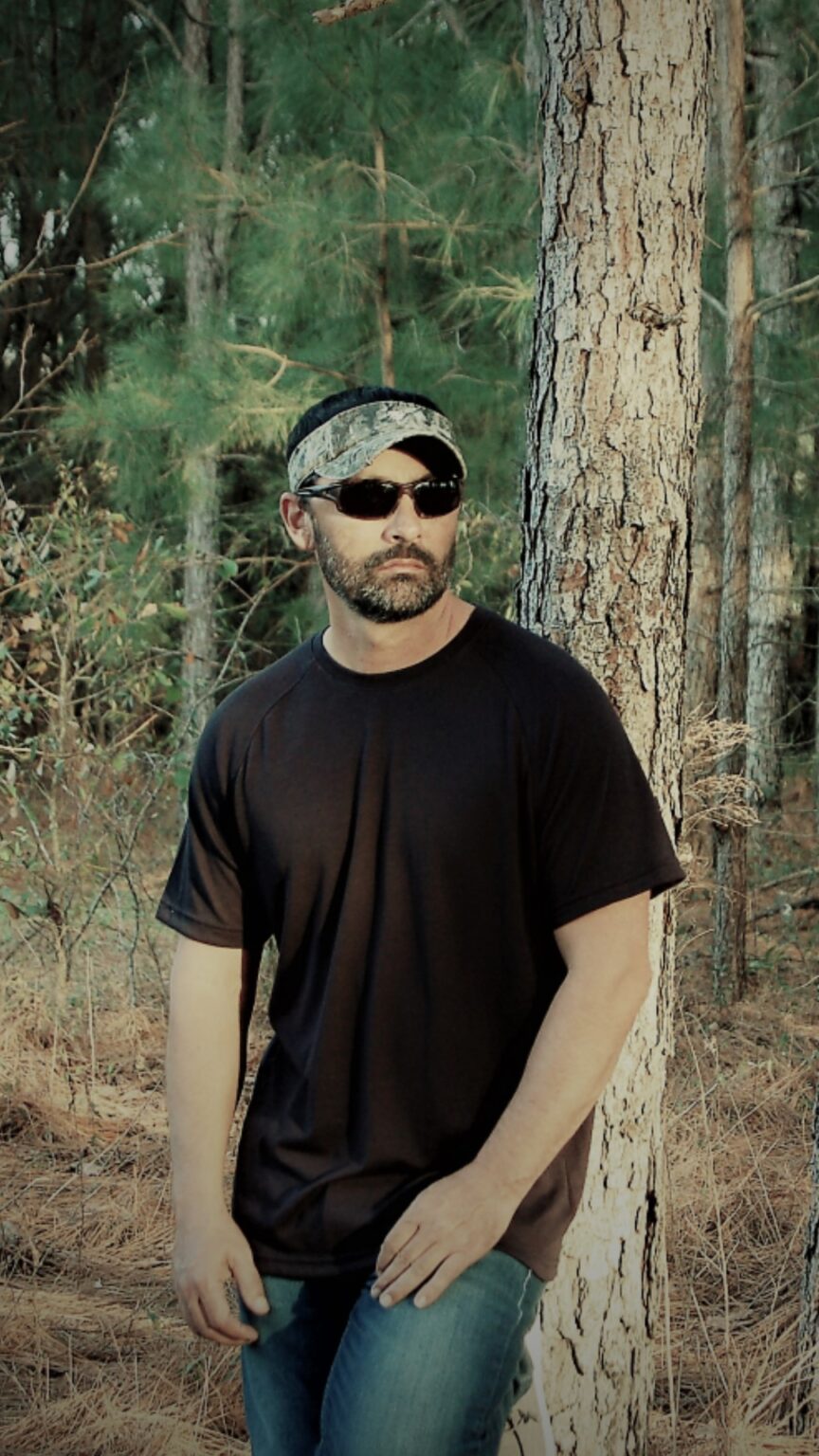 Lavon Coates “Raise Her Right” NeuFutur Magazine